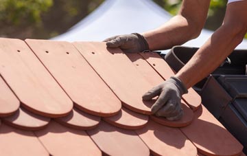 Stroxton roof tile contractors